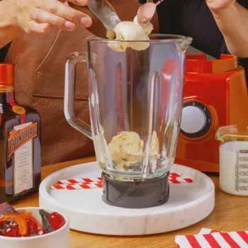 Combine all ingredients in a blender

