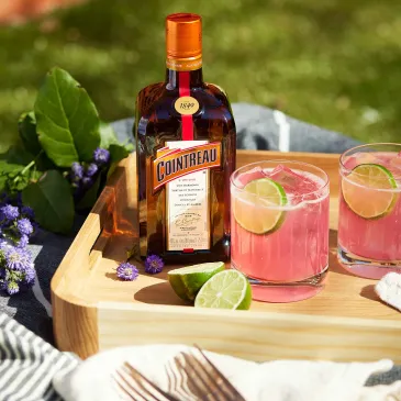 Cointreau Cocktails for the Picnic Season