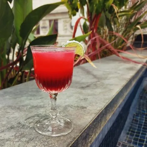 Leighton Rathbone cocktail