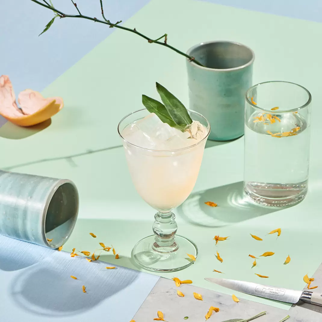 Cointreau pompelmoes salie fizz