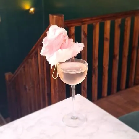Alex Holmes cocktail