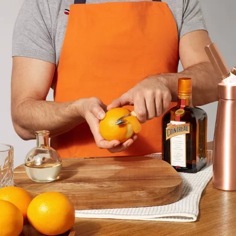  How to make a cocktail with Kitchen leftovers step 1