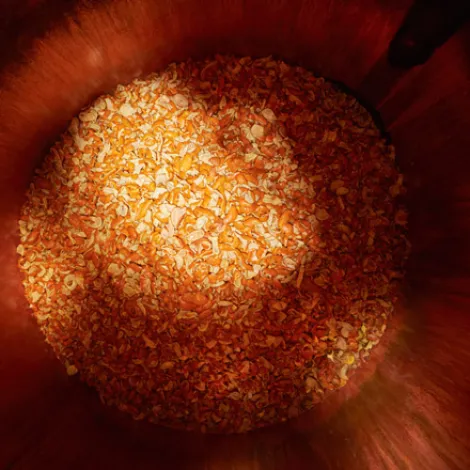 inside the alambic with orange peels