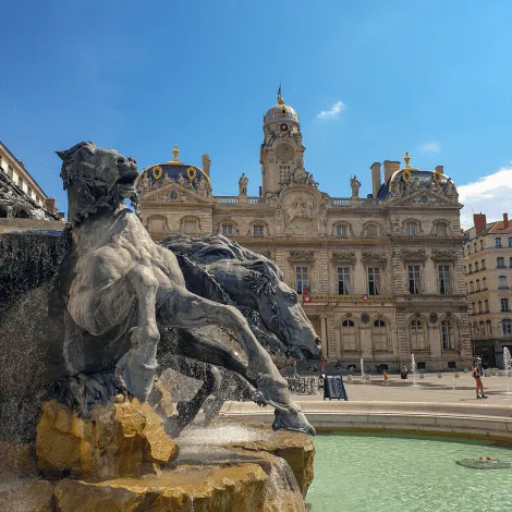 JEUDI 8 JUIN
