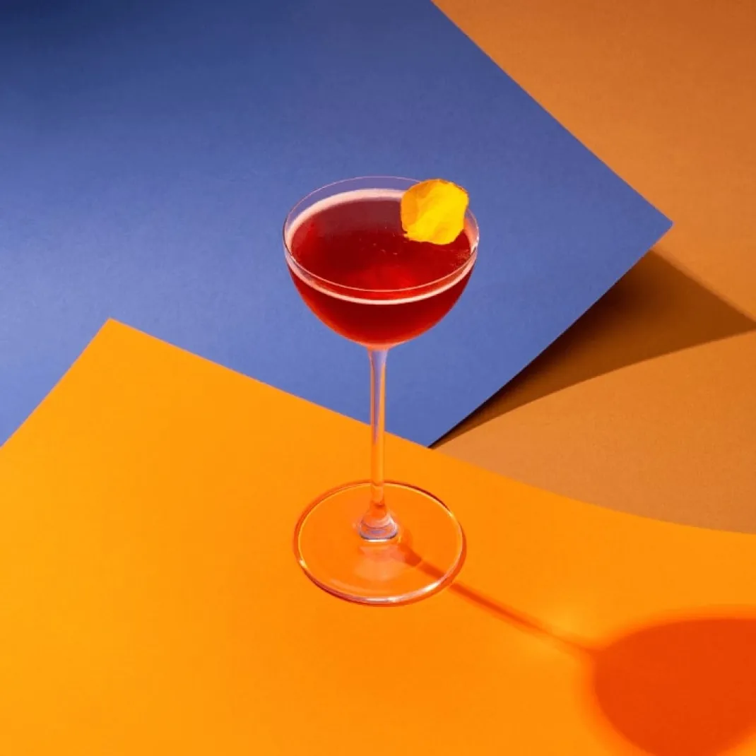 Lady in red | How to make cocktail recipe | Cointreau International