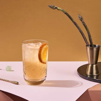 Cointreau Noir & Ginger Ale