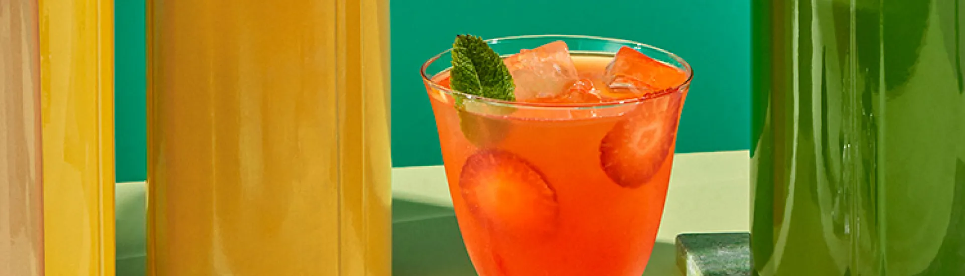 Cointreau Fizz Strawberry And Mint
