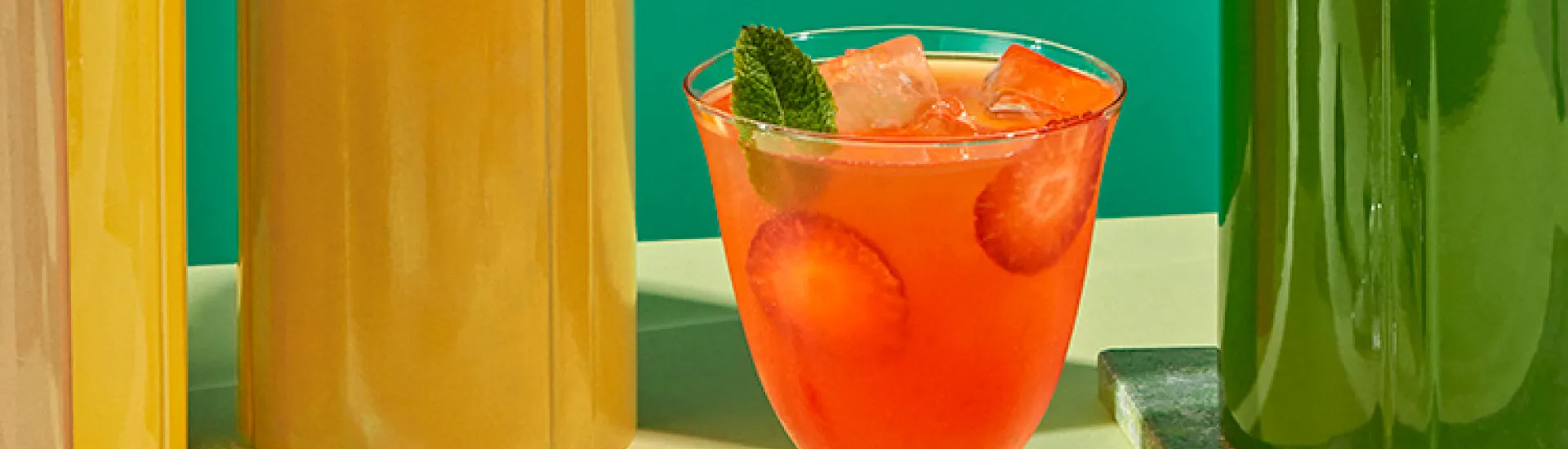 Cointreau Fizz Strawberry And Mint