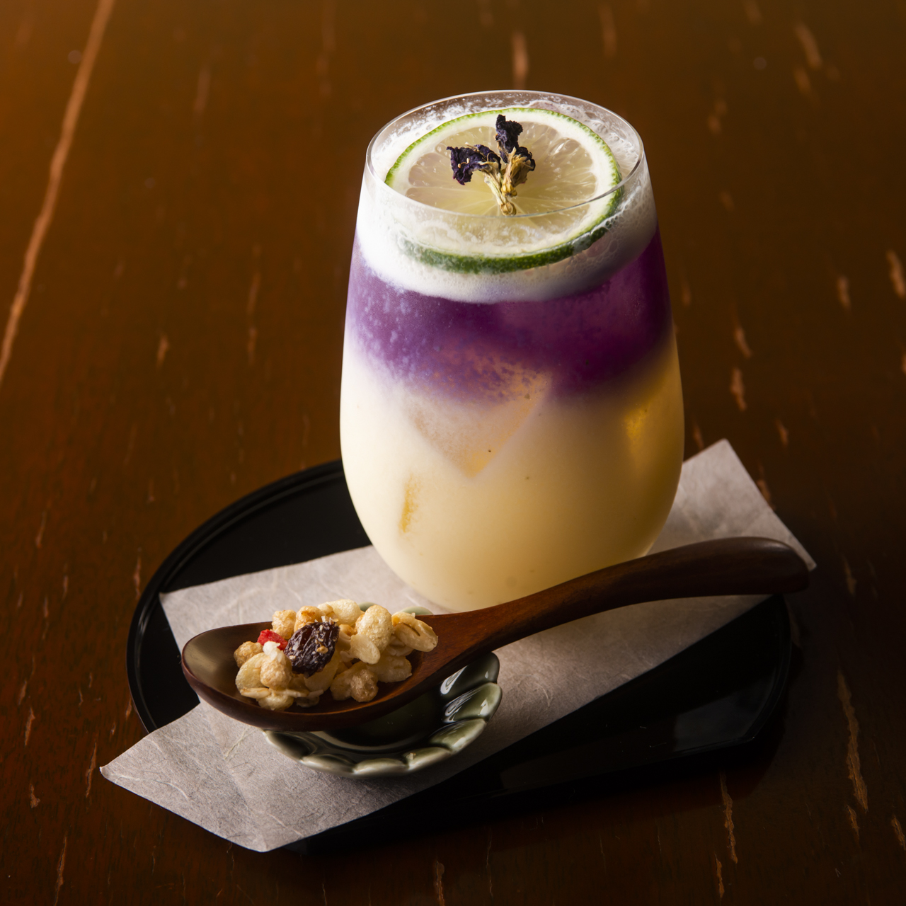 Cointreau Fizz Milky Branch