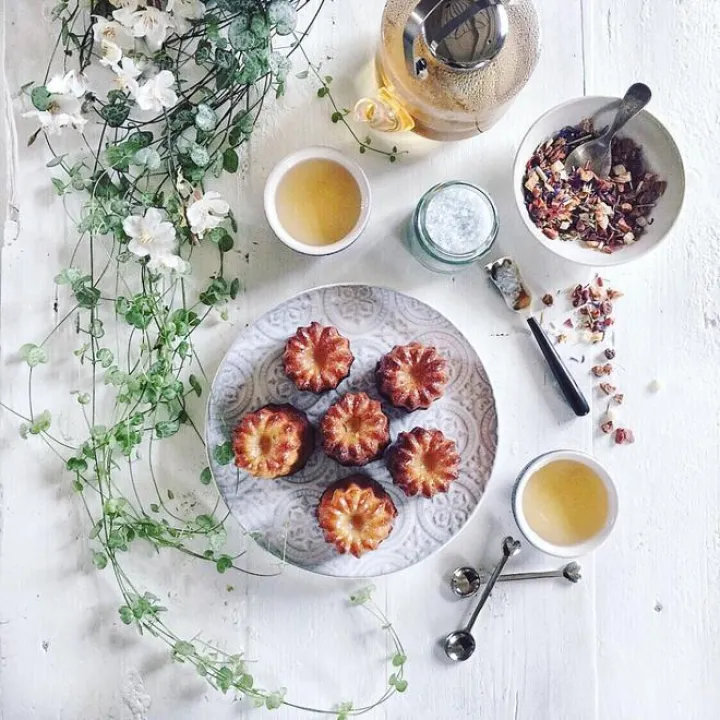 Cointreau cannelés