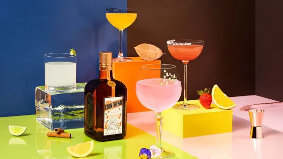 Which substitute of Cointreau for making a cocktail ?