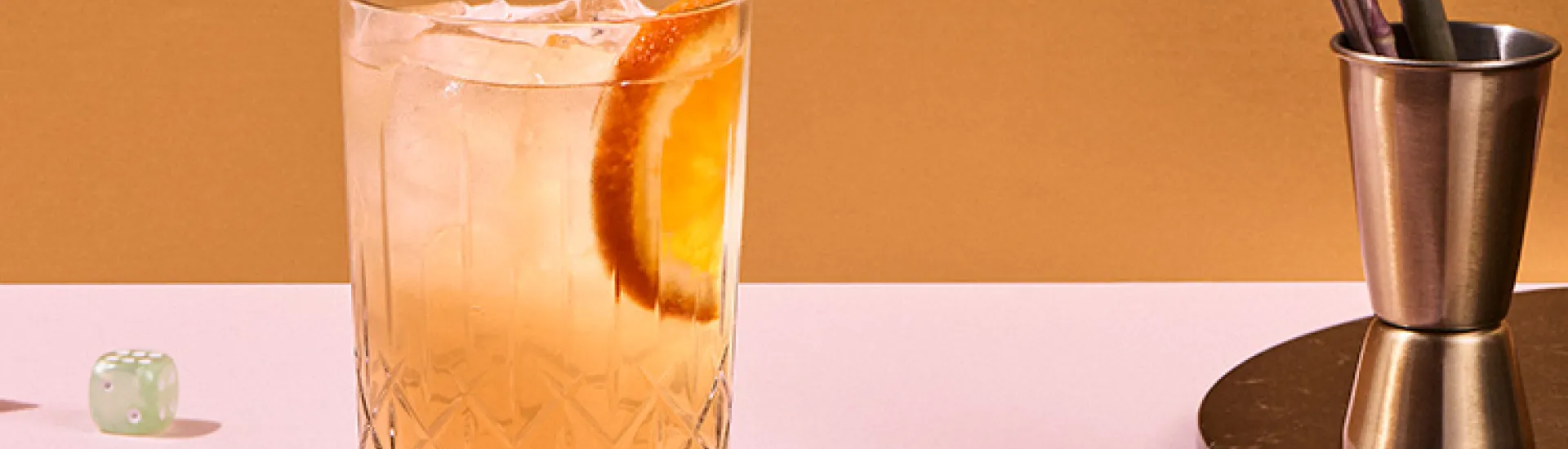 Cointreau Noir & Ginger Ale