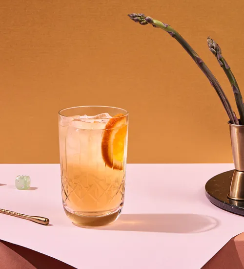 Cointreau Noir & Ginger Ale