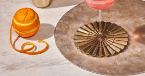 Classic Cosmopolitan Cocktail Recipe | Cointreau US